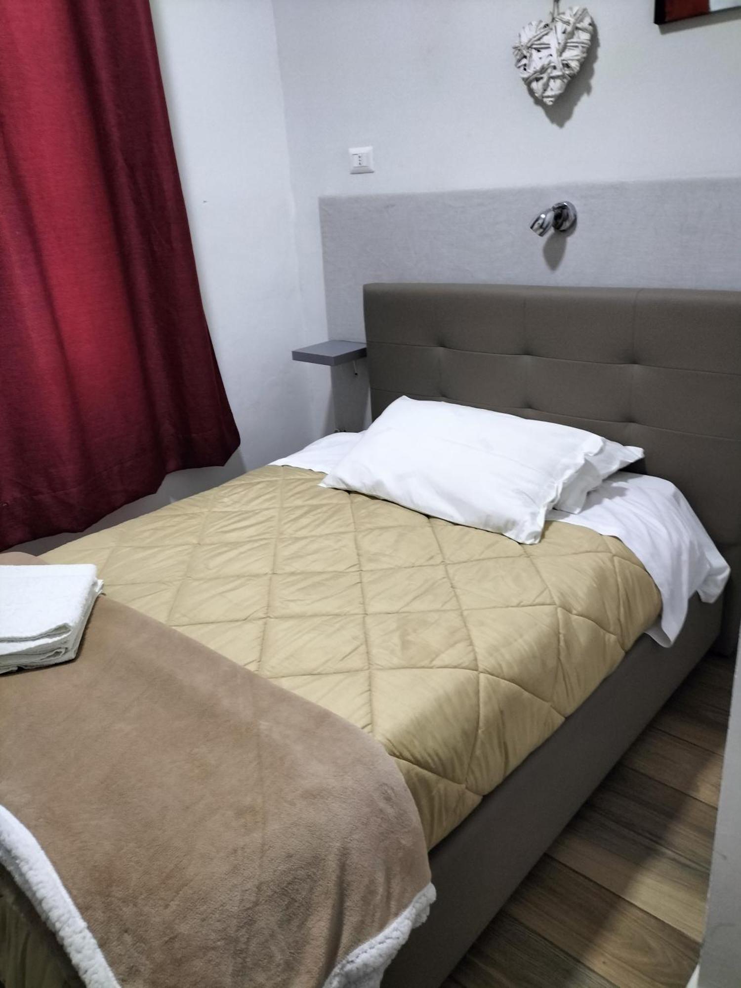 브린디시 Casa Di Edo B&B 외부 사진