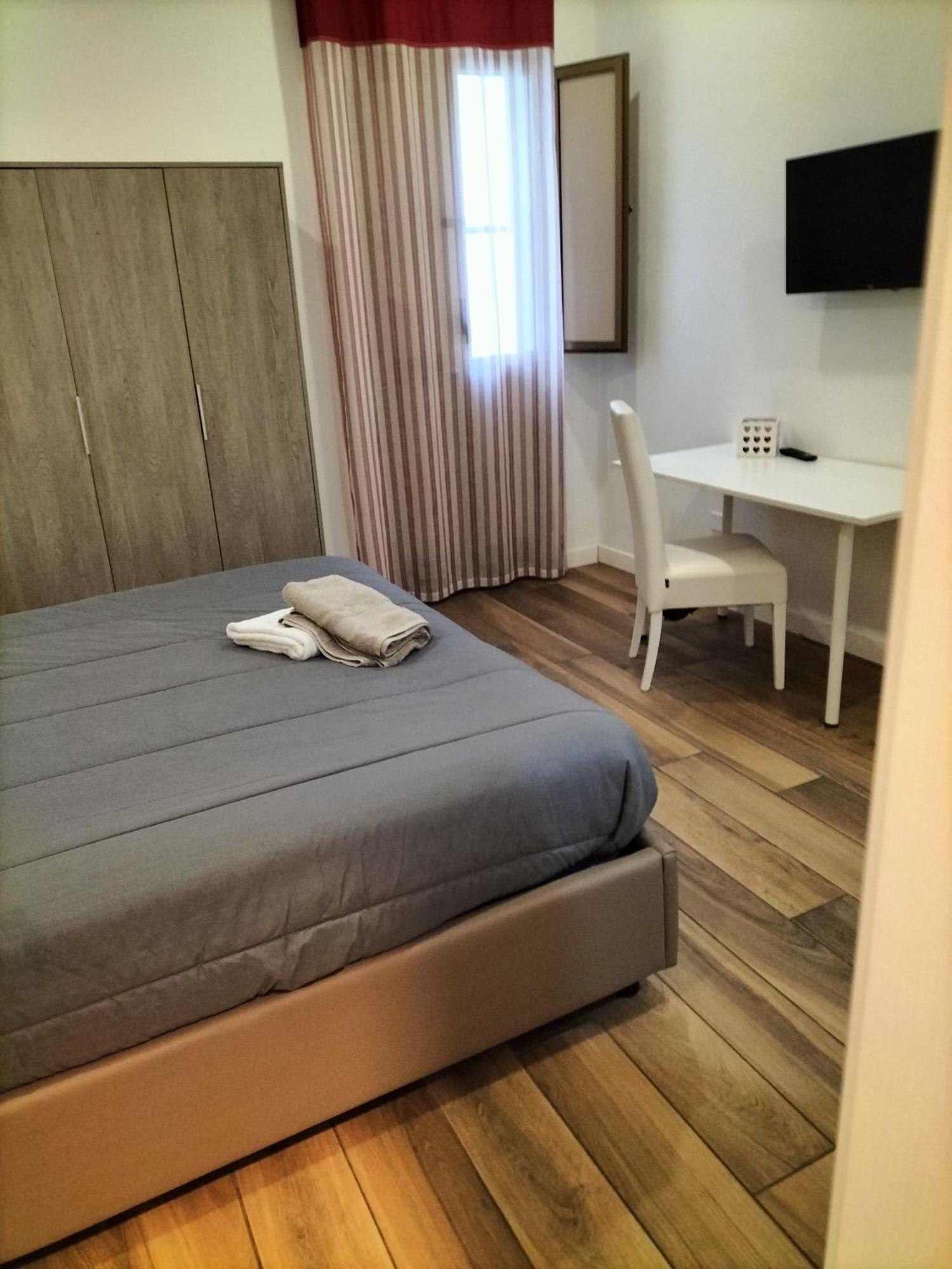 브린디시 Casa Di Edo B&B 외부 사진